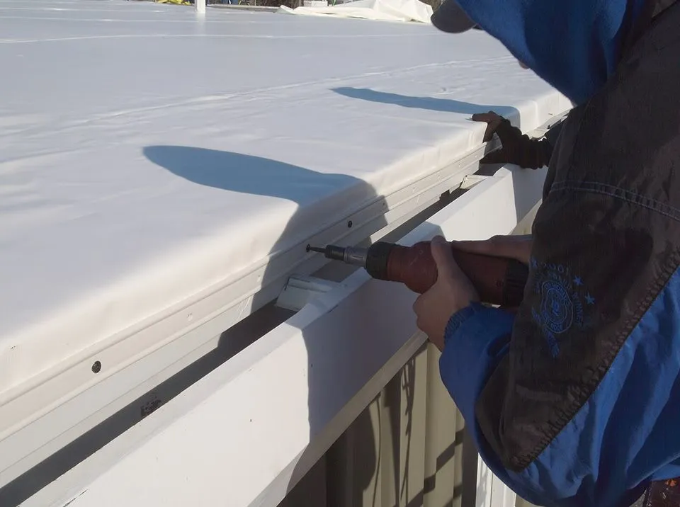 Commercial flat roof installation in michigan