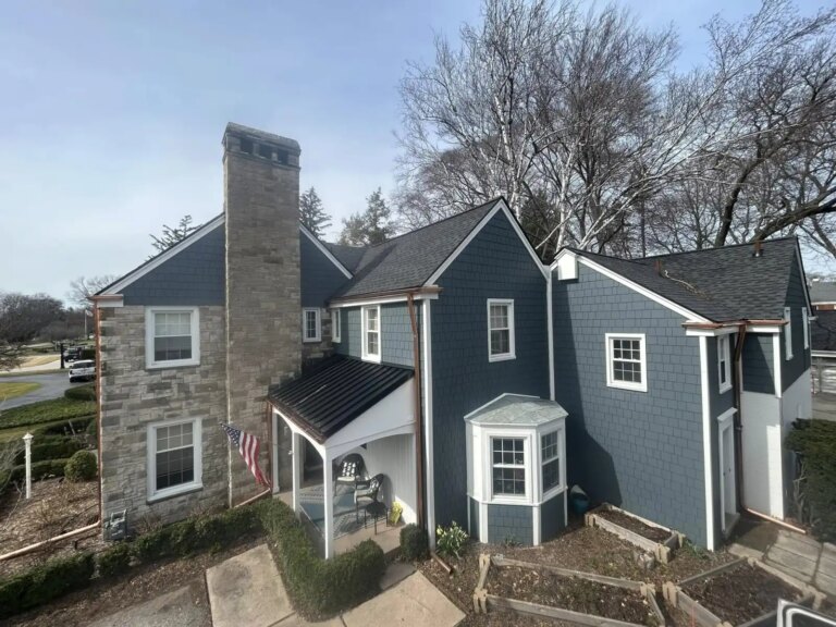 COPPER SEAMLESS GUTTERS