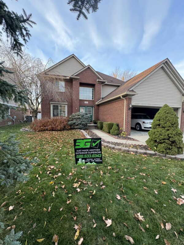 3G Home Exteriors team completing gutter installation work in Farmington Hills MI