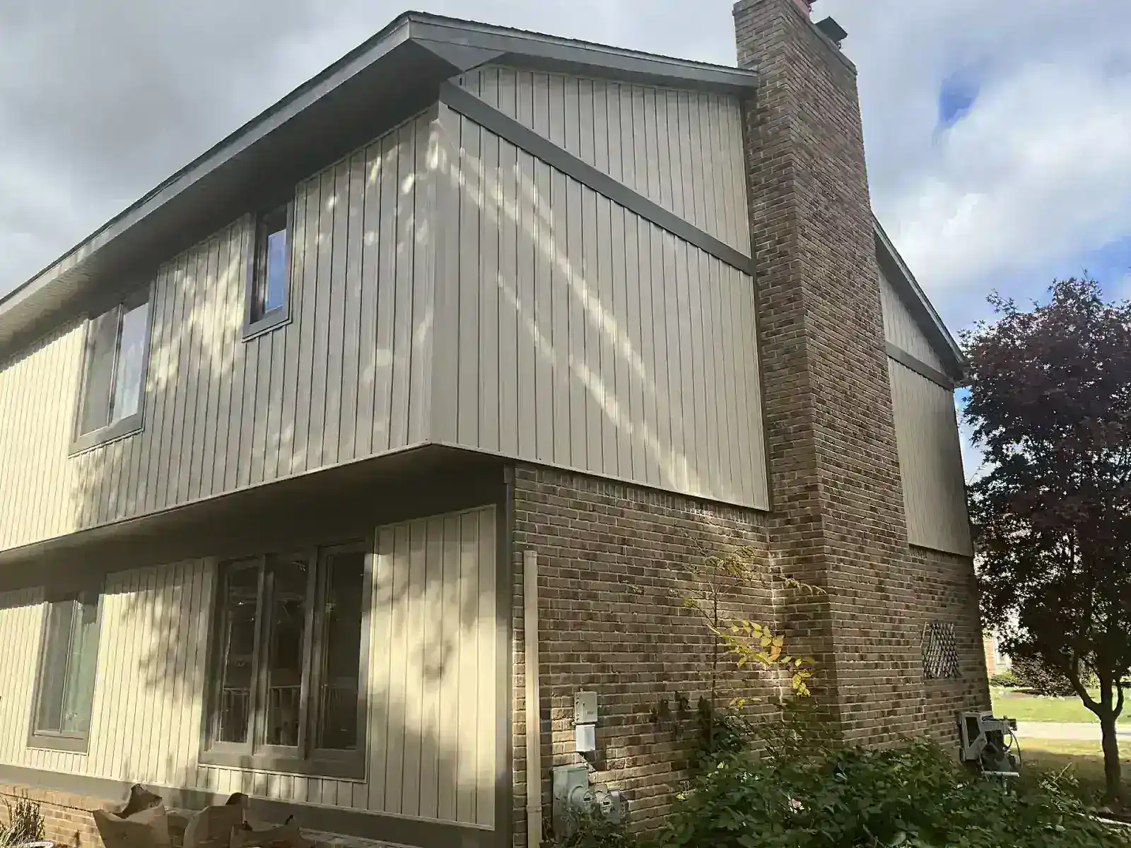 Siding and trim upgrade completed near Richmond MI