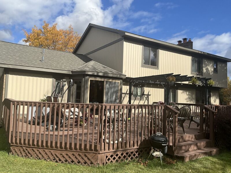 3G Home Exteriors team completing siding installation in Hamtramck MI