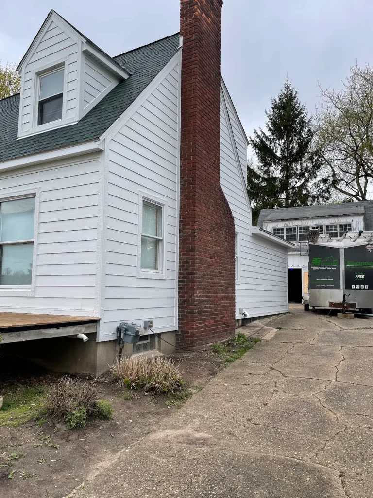 Siding replacement with exterior insulation on a Metro Detroit home